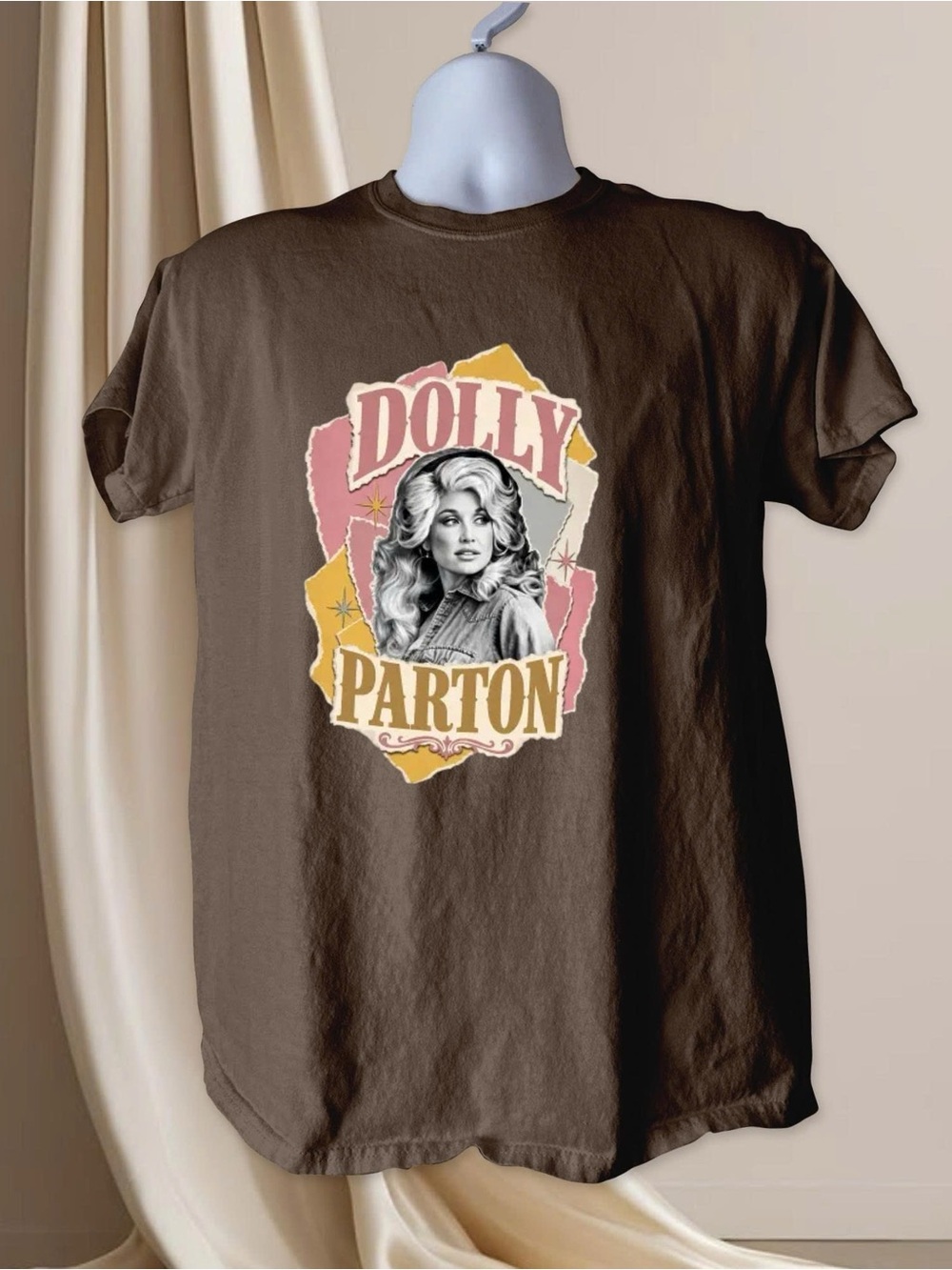 Gildan Brown Dolly Parton Graphic Tee with Pink & Mustard Accents